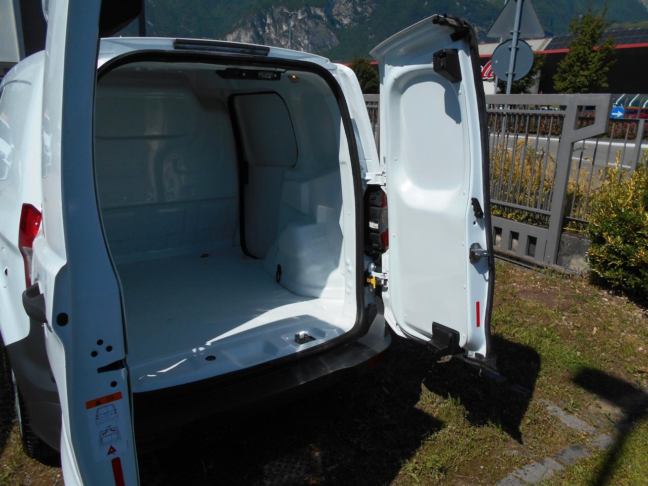 FORD TRANSIT COURIER 1.0 VAN ALLESTITO COVER PER ALIMENTI E MEDICINALI