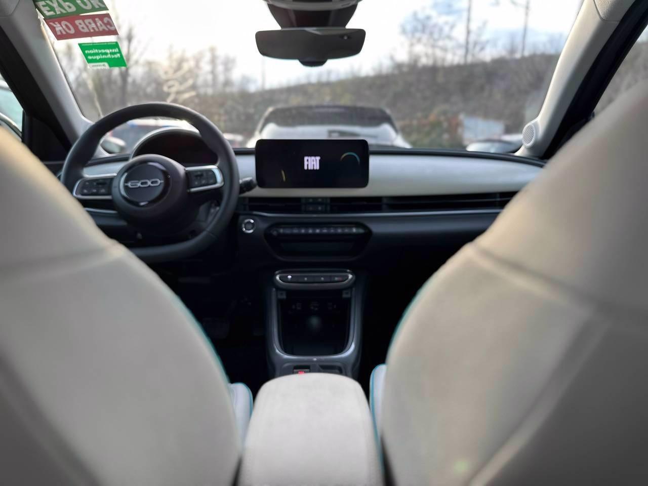 FIAT 600 IV 2023 - 600 1.2 hybrid La Prima 110cv auto