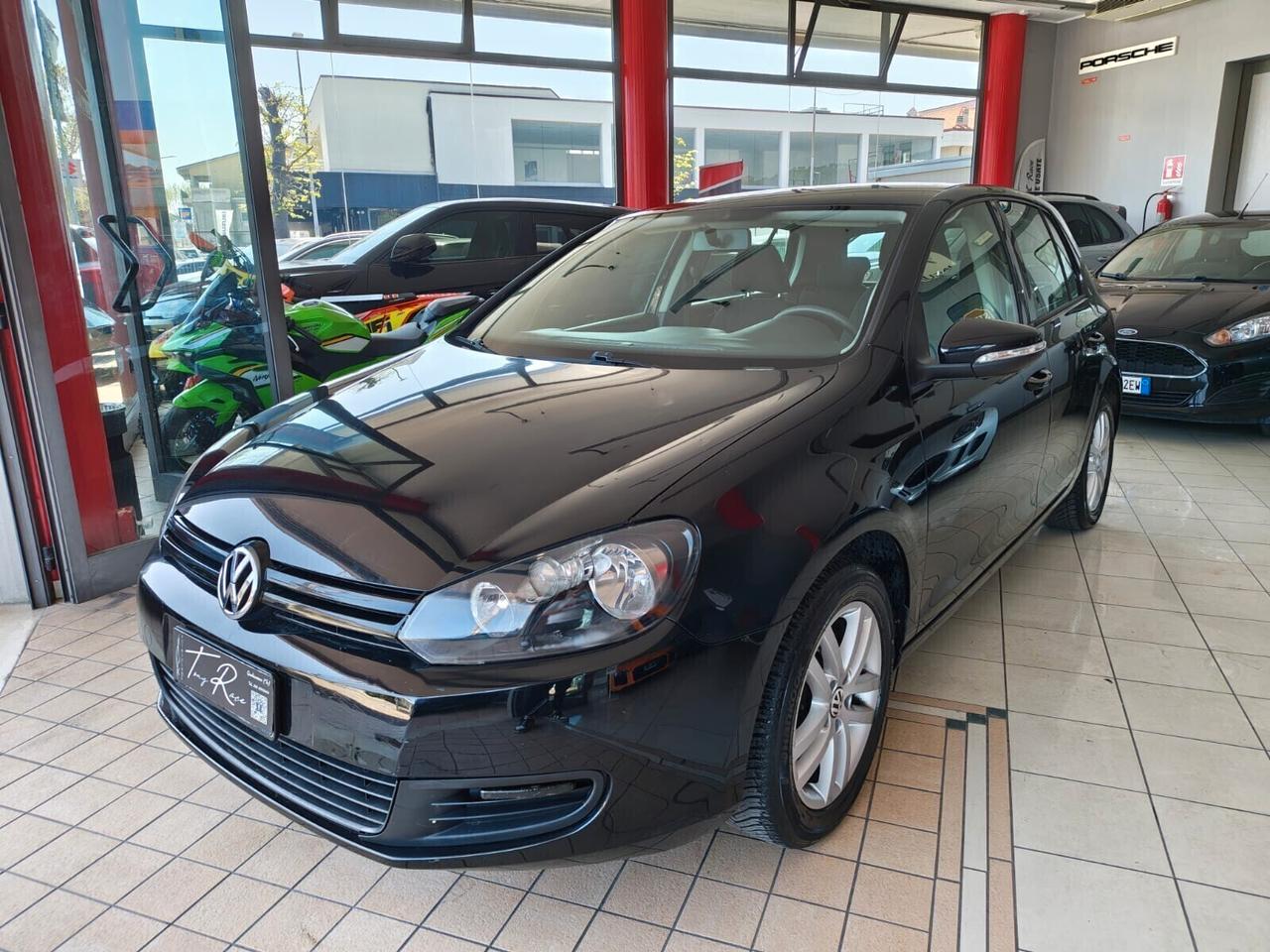 Volkswagen Golf 1.4 5 PORTE METANO