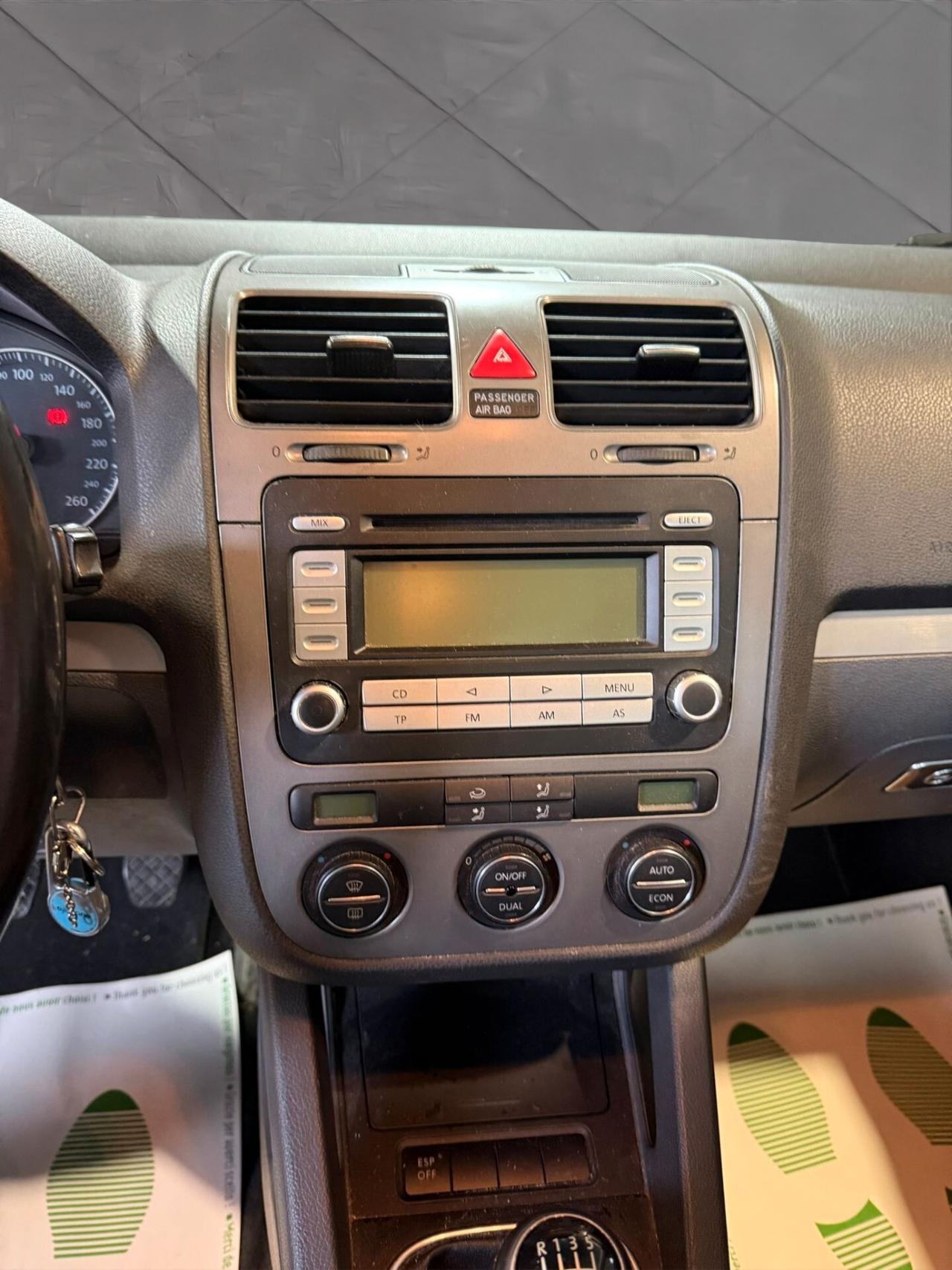 Volkswagen Golf 1.6 16V FSI 5p. Comfortline