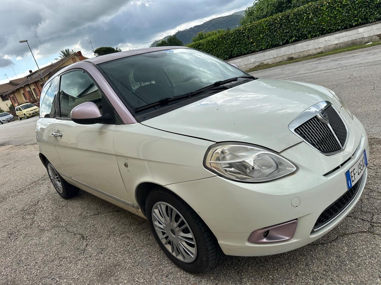 Lancia Ypsilon 1.3 MJT 75 CV