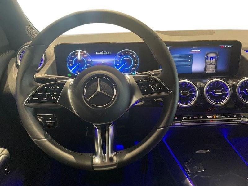 Mercedes-Benz EQA 300 Progressive Advanced 4matic