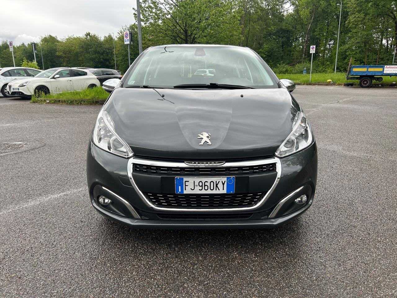 Peugeot 208 PureTech 82 5 porte Allure*Solo 82000 Km *