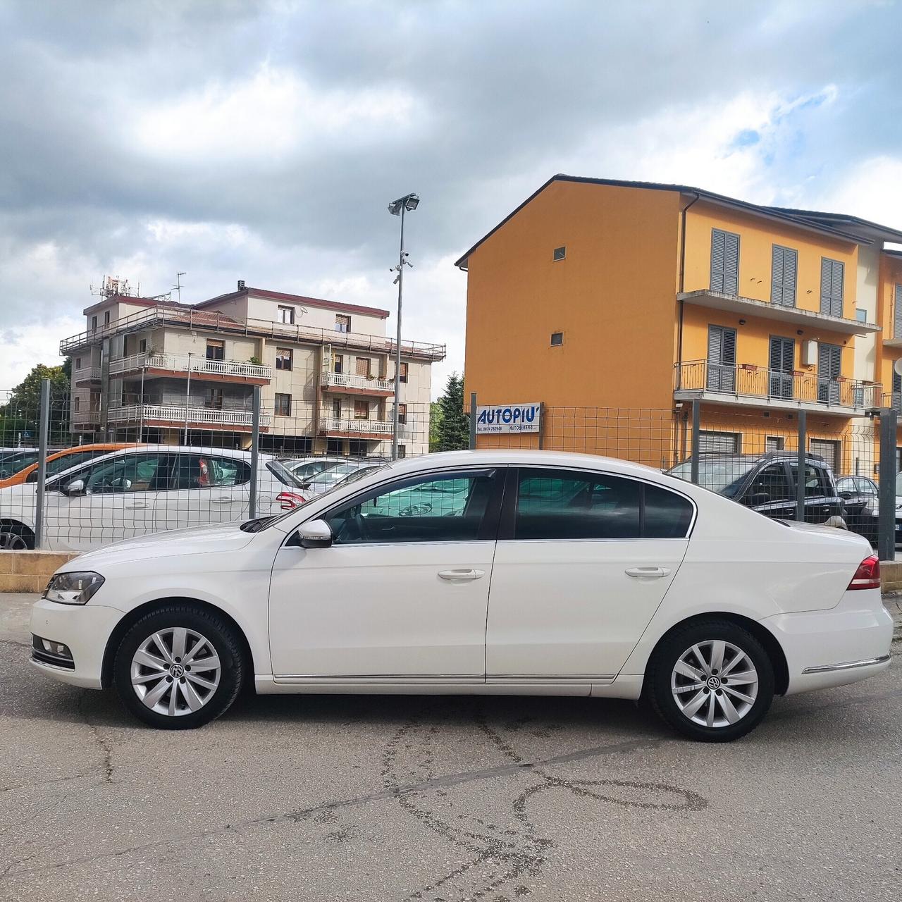 Volkswagen Passat 1.6 TDI Comfortline BlueM. Tech.