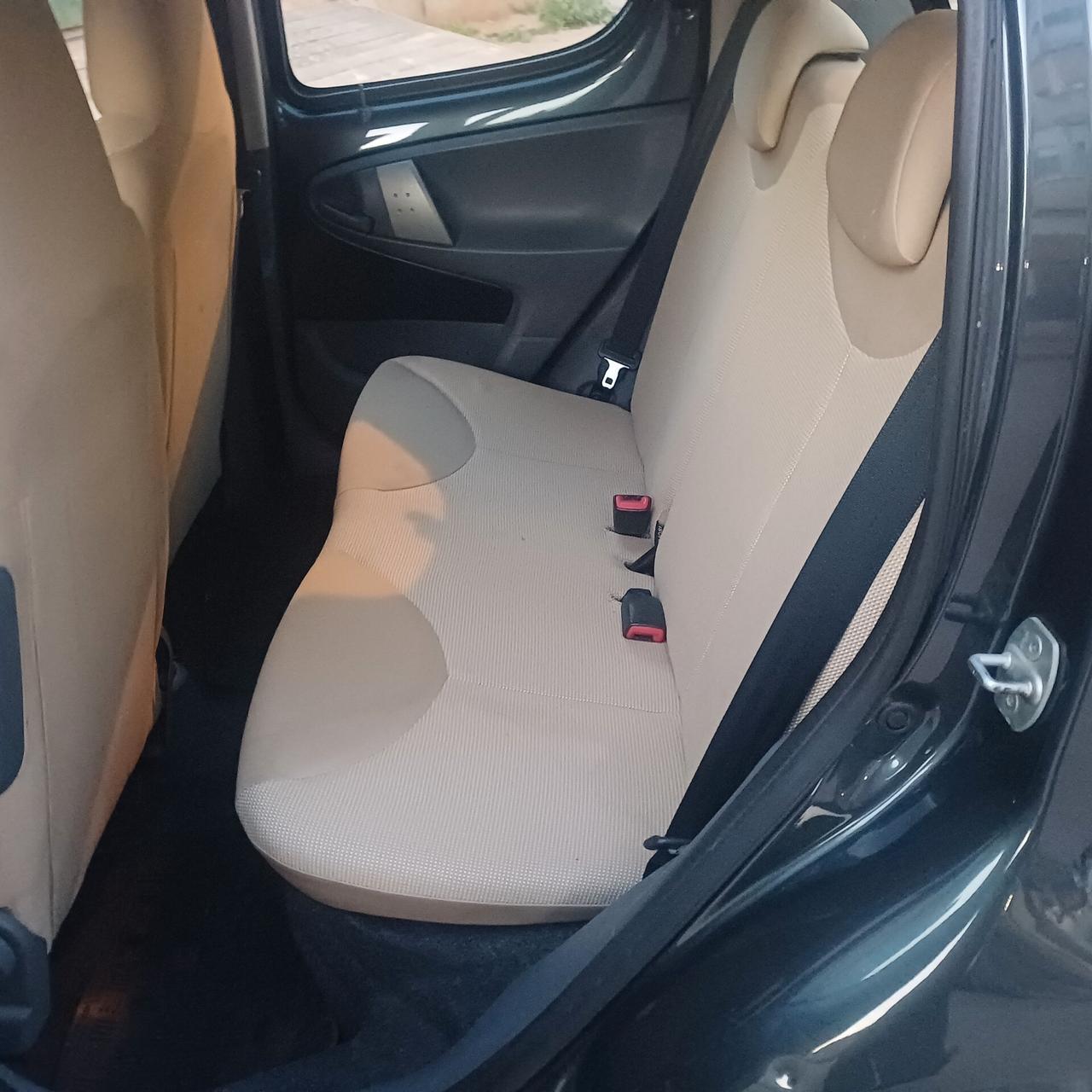 Peugeot 107 1.0 68CV 5p. Sweet Years