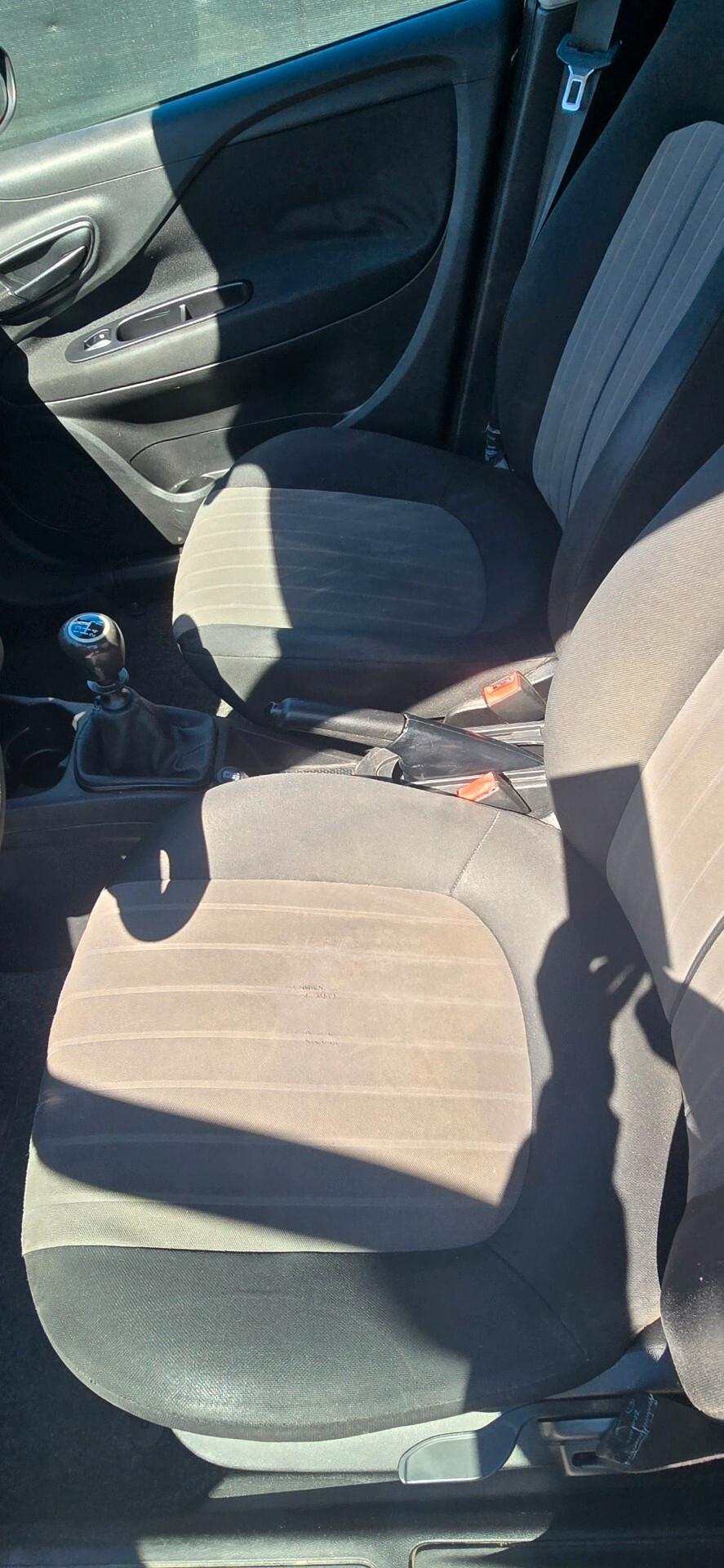 Fiat Punto 1.4 benzina gpl