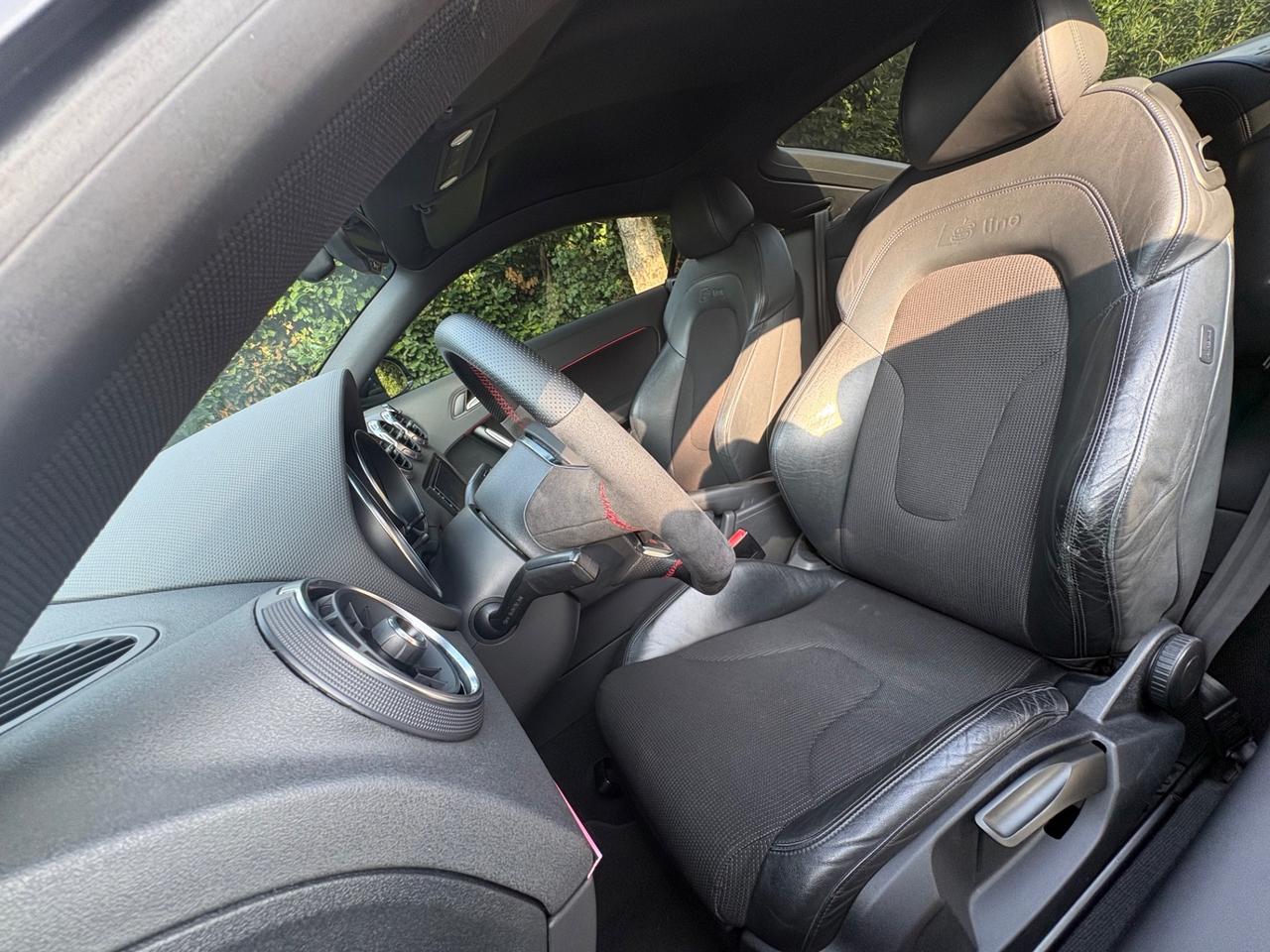 Audi TT S-Line Coupe 2.0 tfsi 200cv