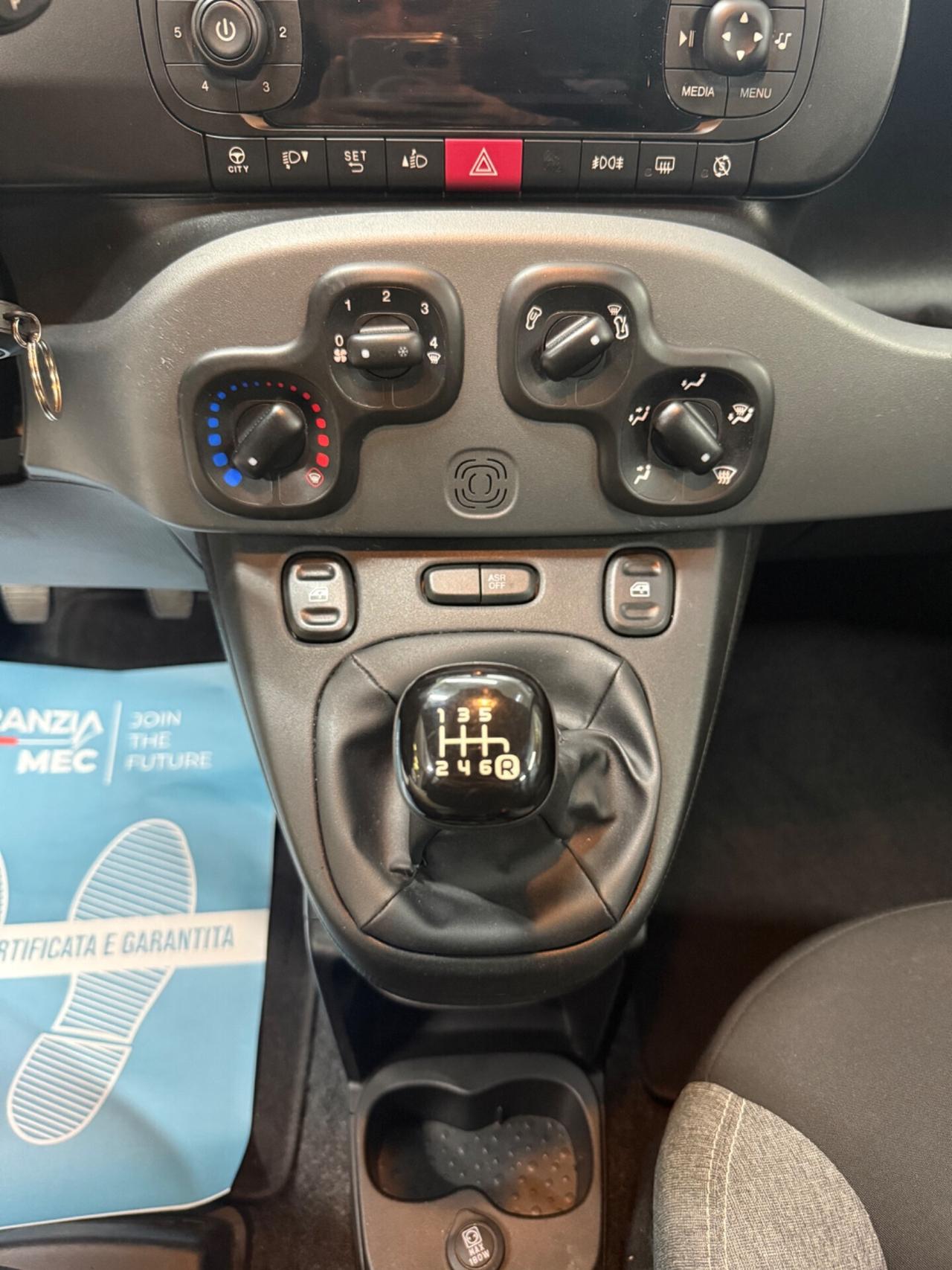 Fiat Panda Hybrid 30.000 km