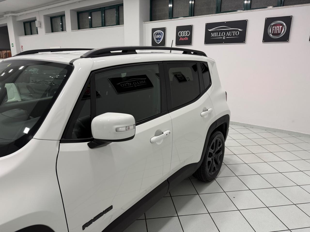 Jeep Renegade 1.6 Mjt DDCT 120 CV Night Eagle