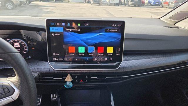 VOLKSWAGEN Golf 2.0 TDI 150 CV DSG SCR R-Line Plus PERMUTE