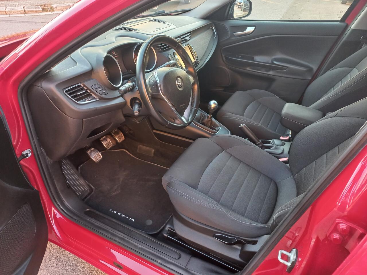 Alfa Romeo Giulietta 1.6 JTDm-2 120 CV Distinctive