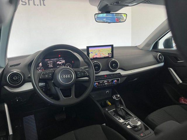 AUDI Q2 30 TDI S line Edition