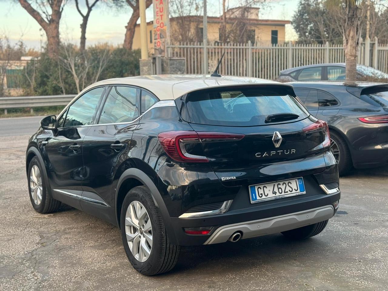 Renault Captur Blue dCi 115 CV EDC Initiale Paris