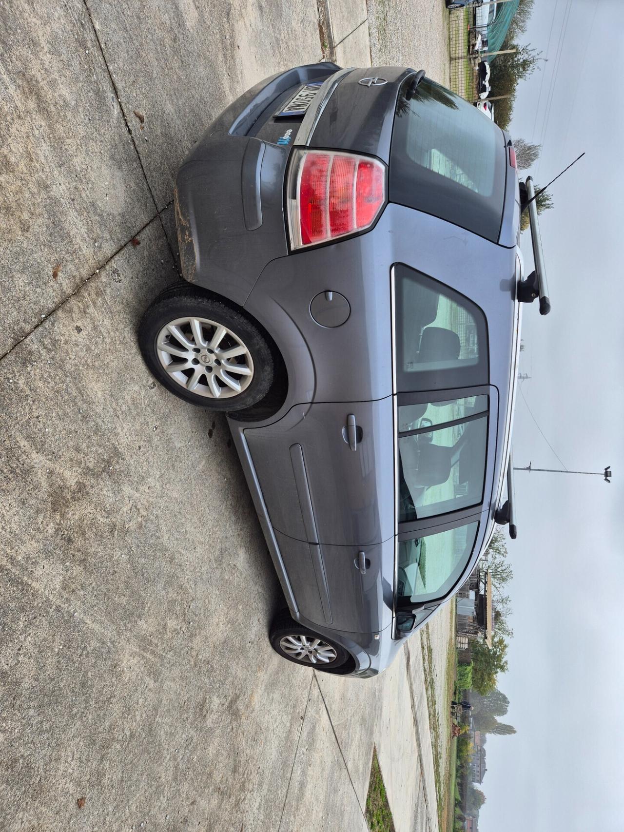 Opel Zafira 1.6 16V ecoM 7 posti