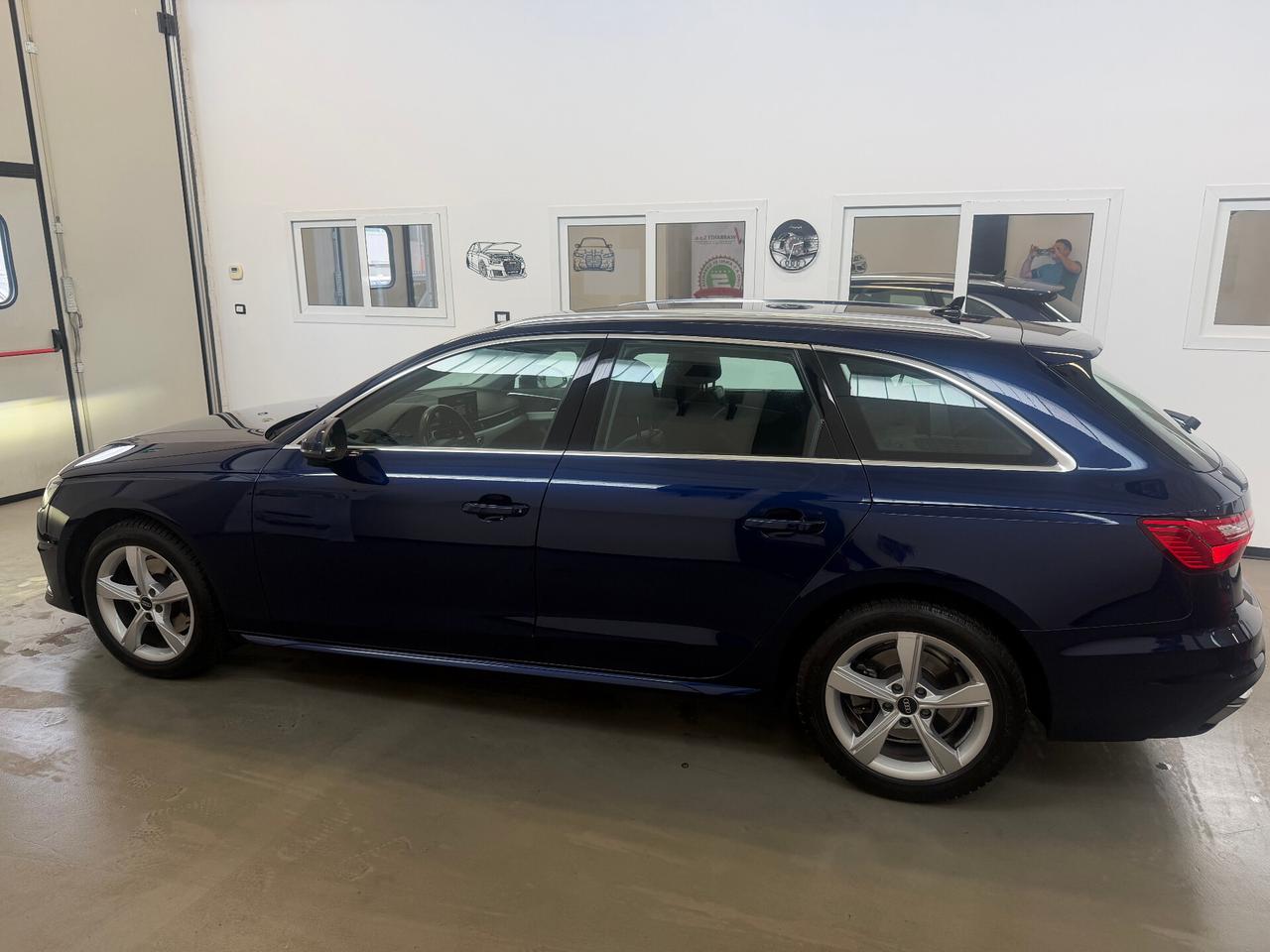 Audi A4 Avant 35 TDI/163 CV S tronic Business Advanced