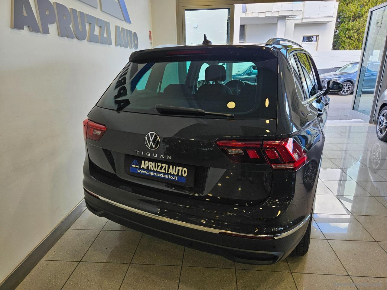 VOLKSWAGEN Tiguan 2.0 TDI 150CV SCR DSG Life