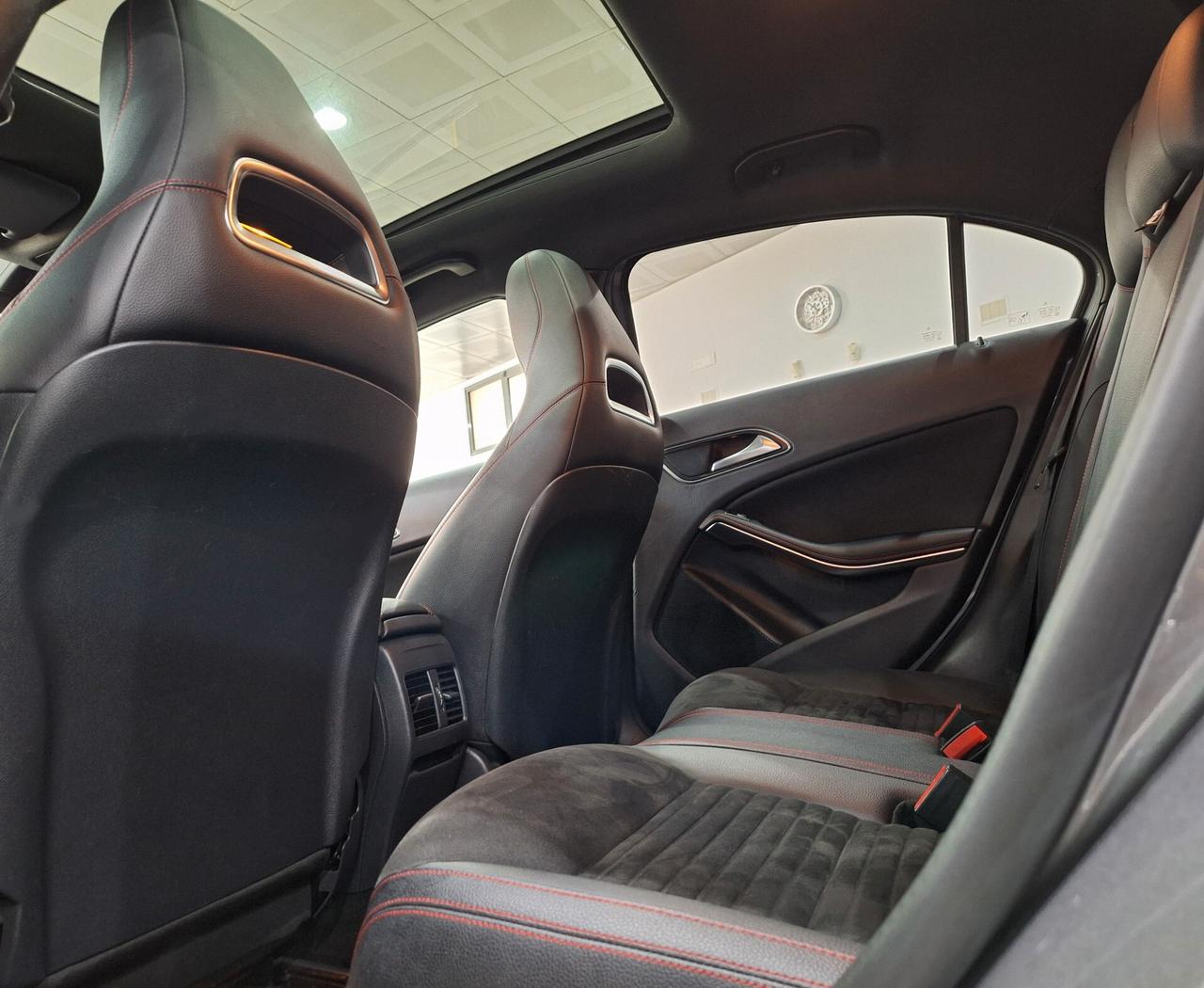 Mercedes A 200 d Aut Premium AMG Night Edition