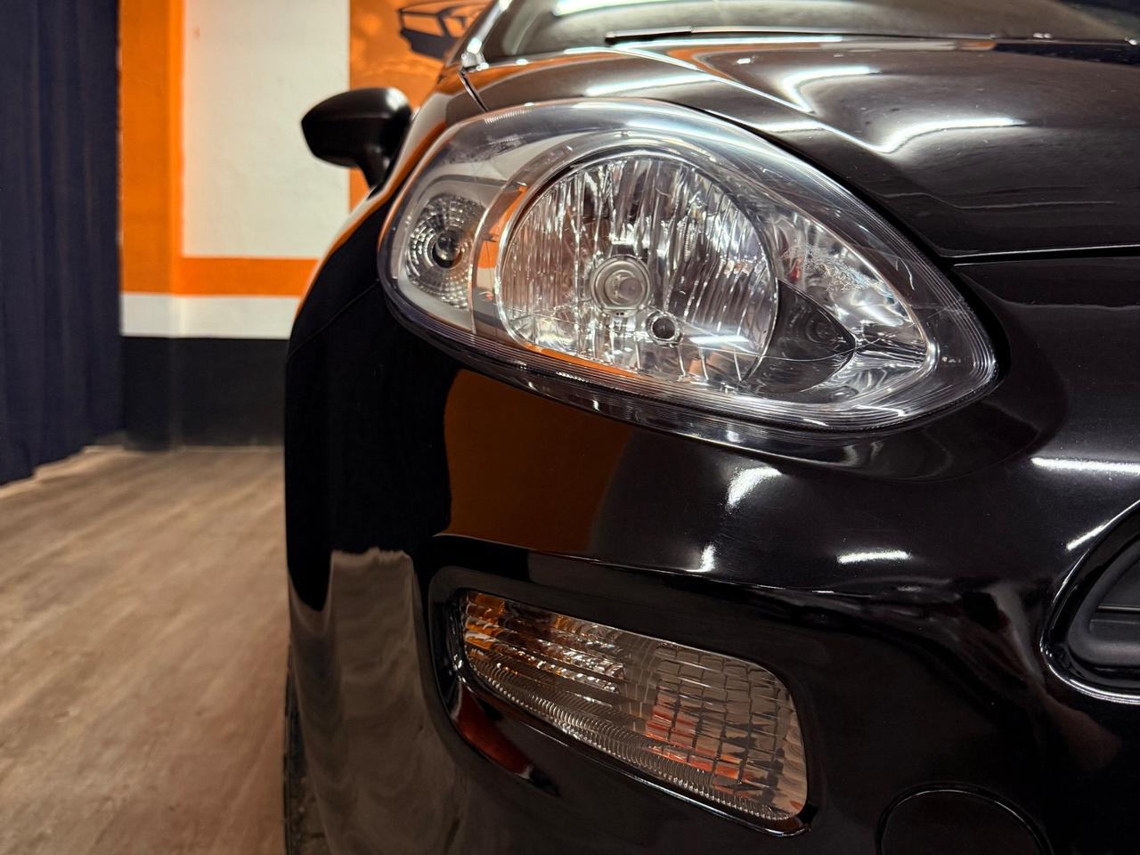 BELLISSIMA FIAT PUNTO CON SOLI 61.599 KM IN OTTIME CONDIZIONI