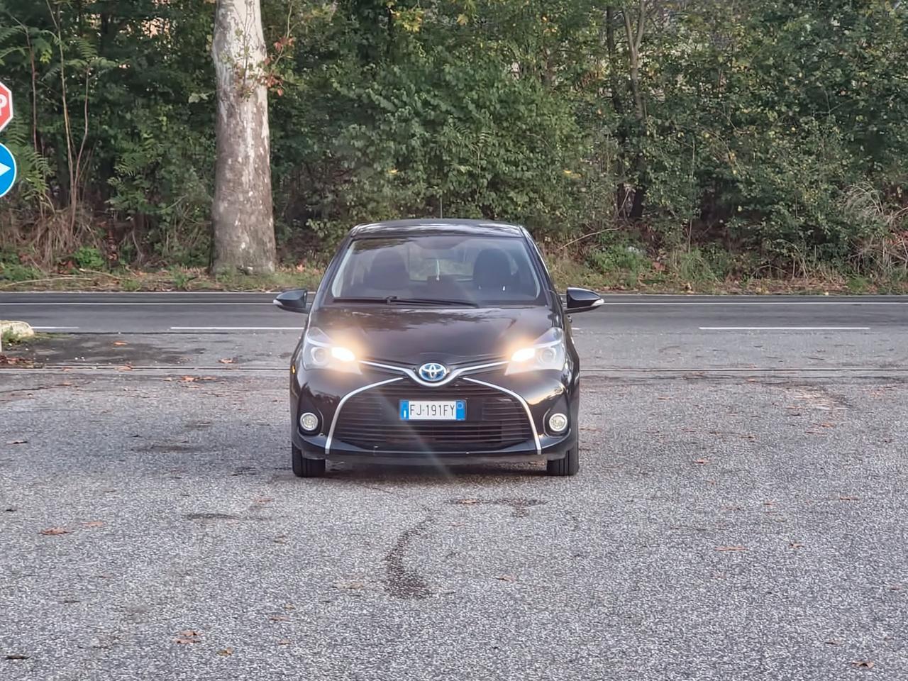 Toyota Yaris 1.5 Hybrid 5 porte Active