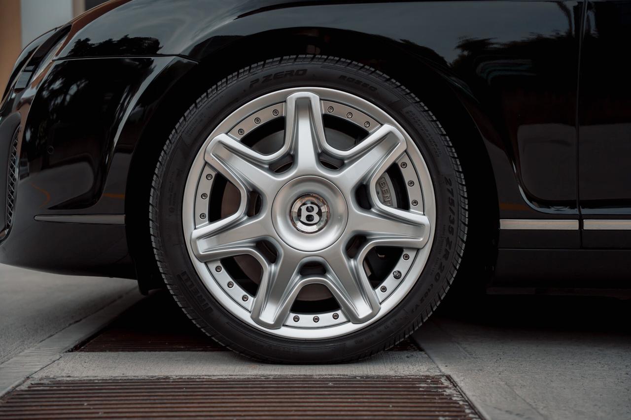 Bentley Continental GTC PACCHETTO MULINER