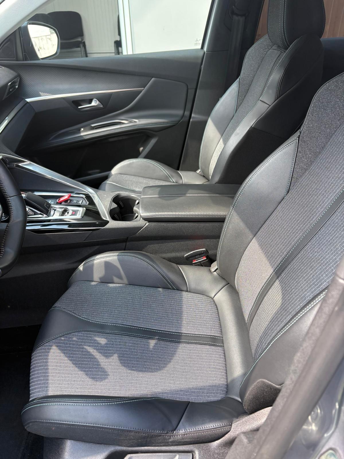 Peugeot 3008 BlueHDi 130 S&S EAT8 Allure