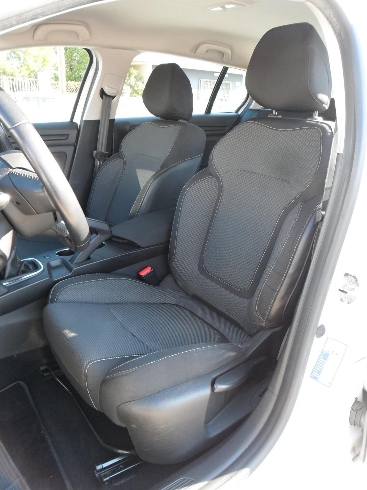 Renault Mégane Sporter 1.5Blue dCi Business