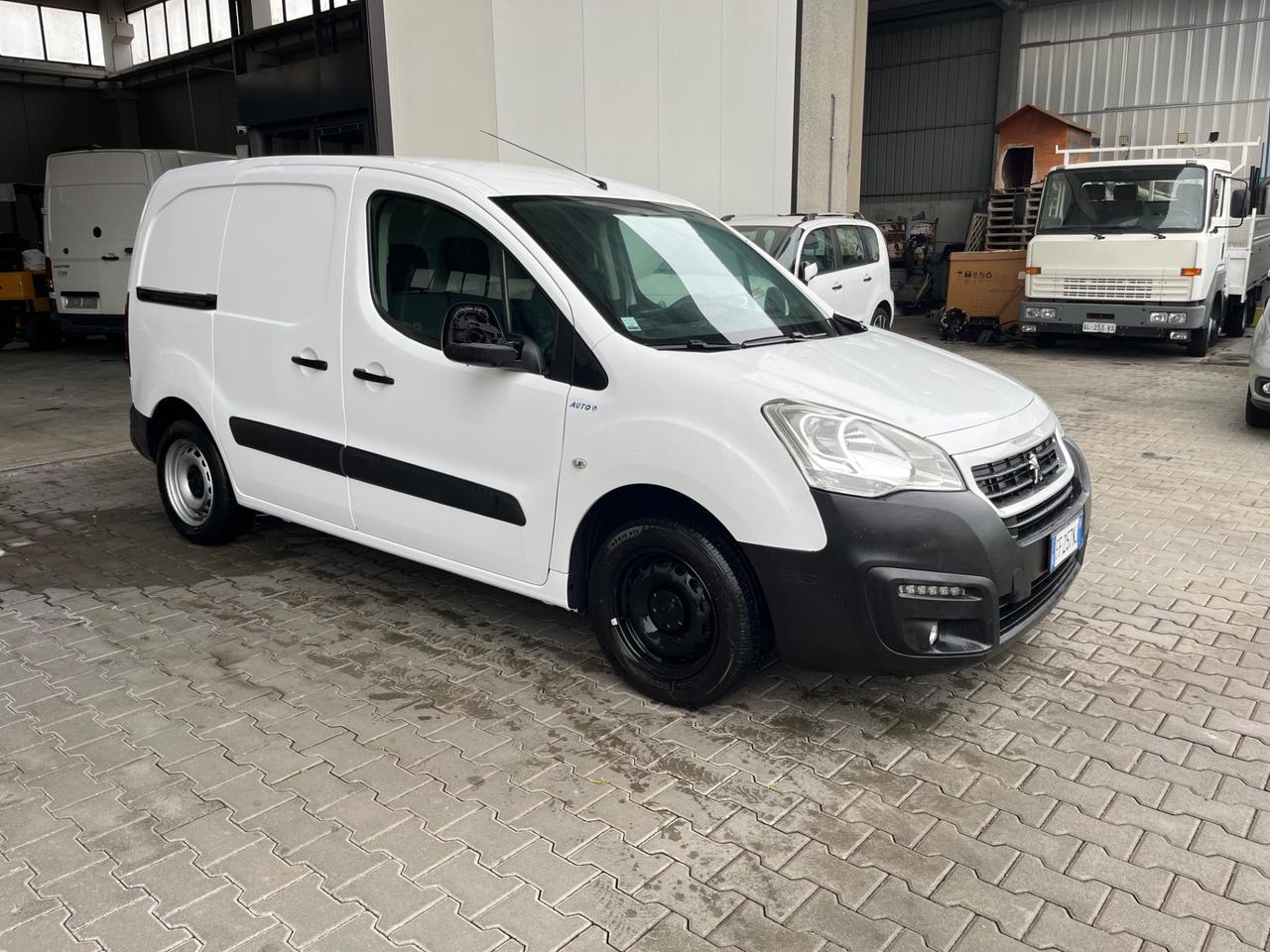 Peugeot Partner Tepee BlueHDi 100 Active