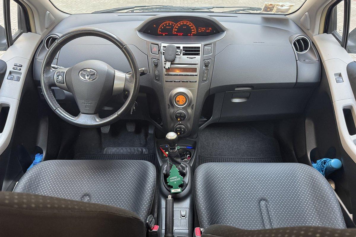 TOYOTA Yaris 1.4 D-4D DPF 5 porte Sol