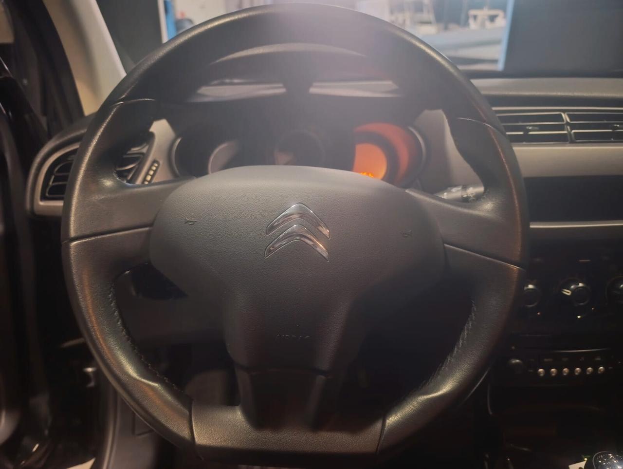 Citroen C3 del 2015 benzina 110.000 km