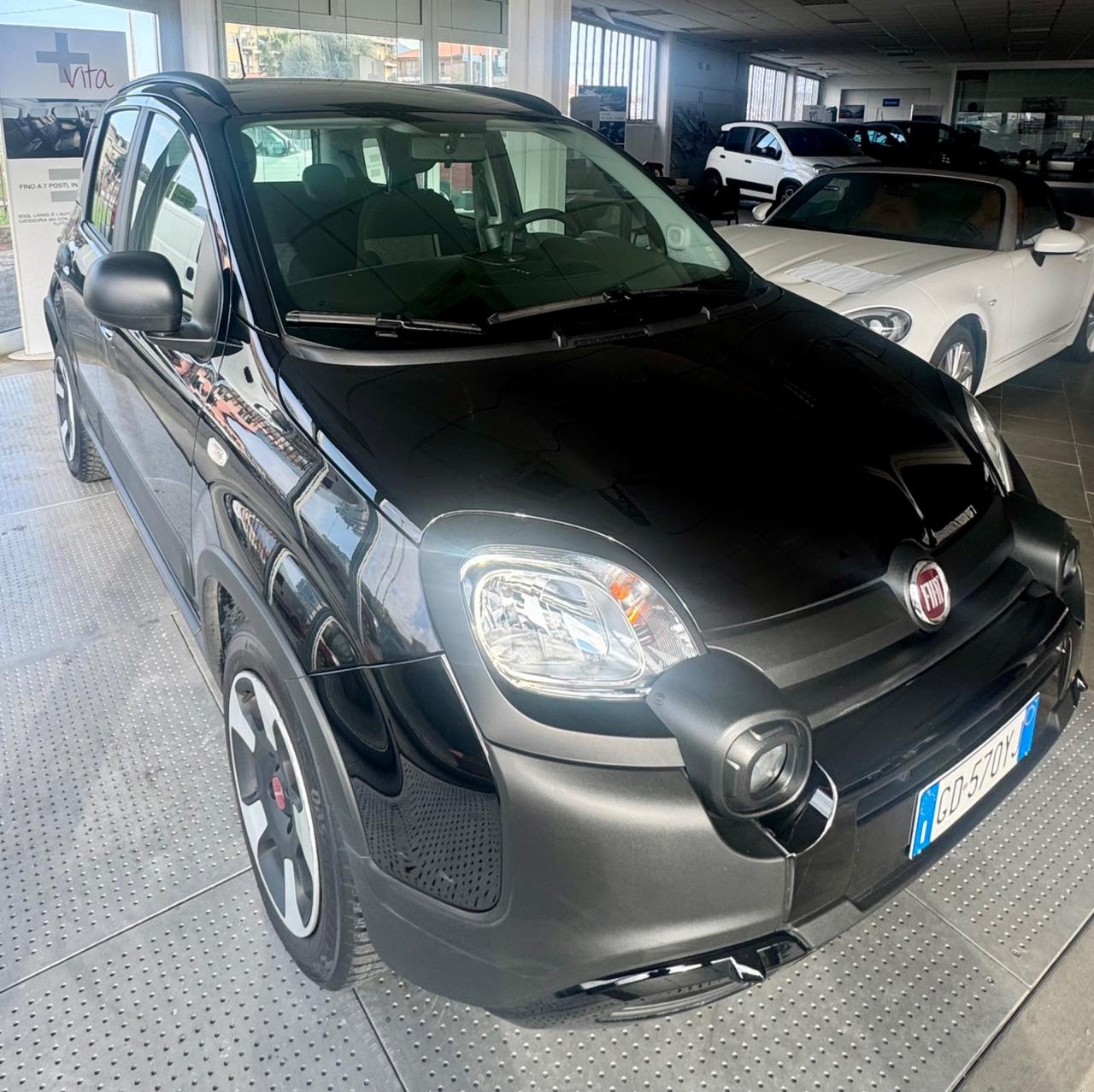 Fiat Panda 1.0 FireFly S&S Hybrid City Cross