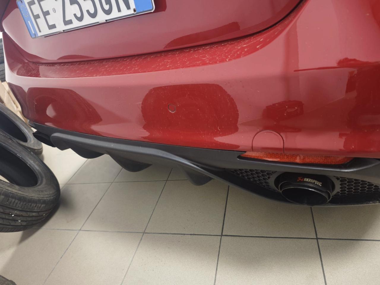 Alfa Romeo Giulia 2.2 Turbodiesel ex-150 CV AT8 Super Modalità Race