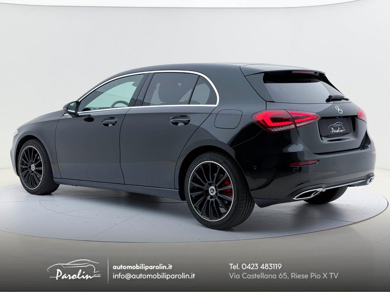 Mercedes A 200 Sport 7G-DCT Park-Display10.25''-Sedili riscaldabili