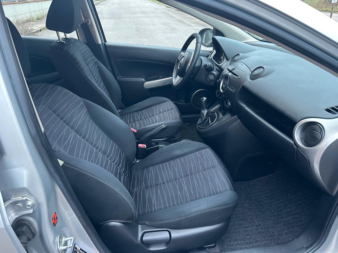 Mazda 2 1.4 TD 68CV 5p. Fun ok neo patentati