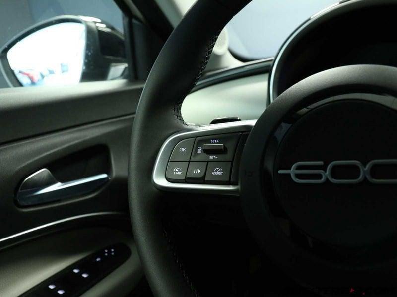FIAT 600 600 Hybrid 110 CV DCT MHEV La Prima II - OFFERTA VALIDA: FINO AD ESAURIMENTO SCORTE!