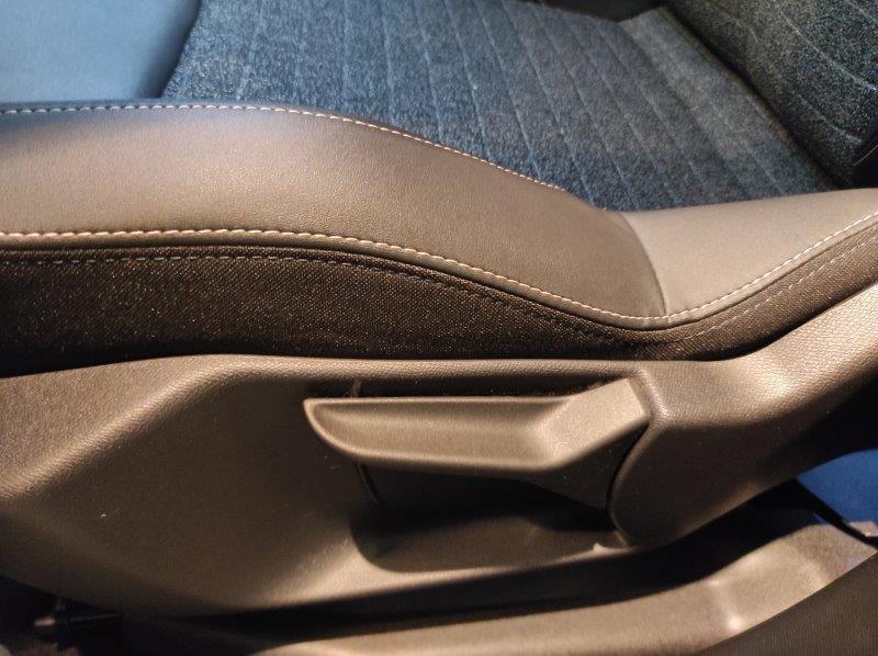 PEUGEOT 5008 3ª serie - 5008 Hybrid 145 e-DCS6 Allure