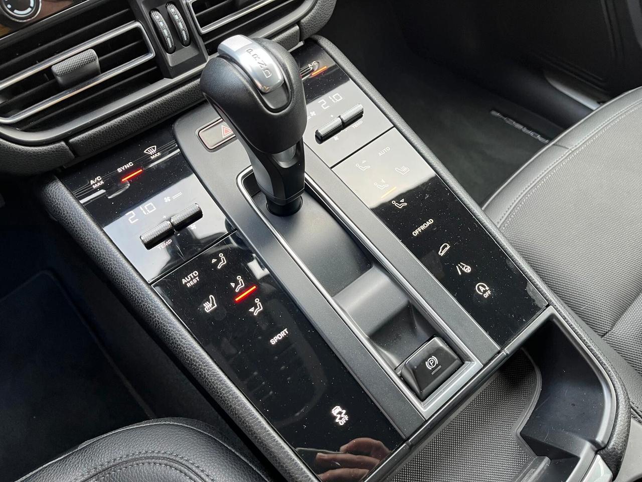 Porsche Macan 2.0 265CV