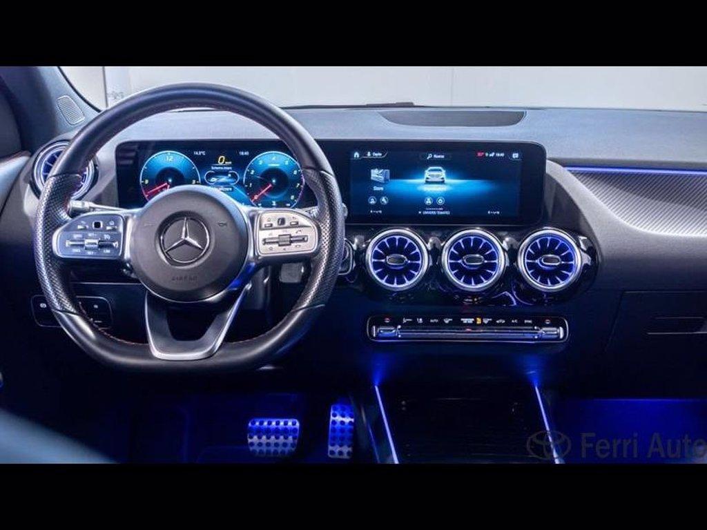 MERCEDES Gla 250 premium auto del 2022