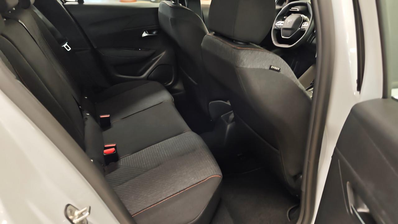 Peugeot 208 Hybrid 110 e-DCS6 Style
