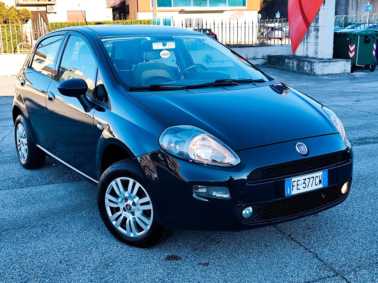 Fiat Punto 1.4 8V 5 porte Natural Power Young