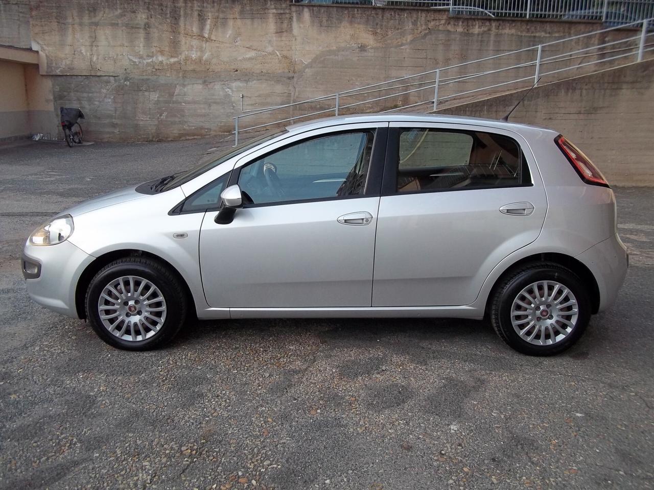 Fiat Punto Evo Dynamic 1.4 5p Uniproprietario ok neopatentati E5