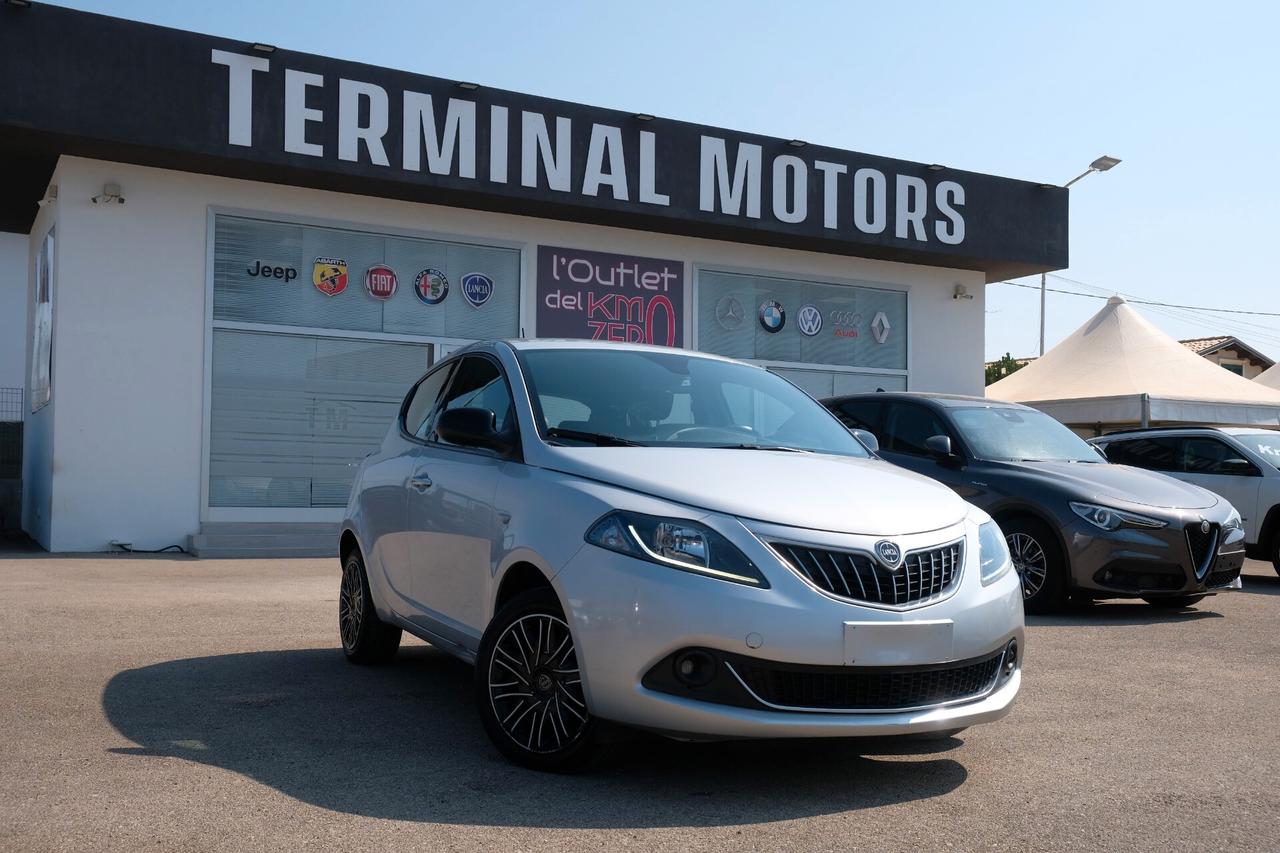 Lancia Ypsilon 1.0 FireFly 5 porte S&S Hybrid Ecochic Gold