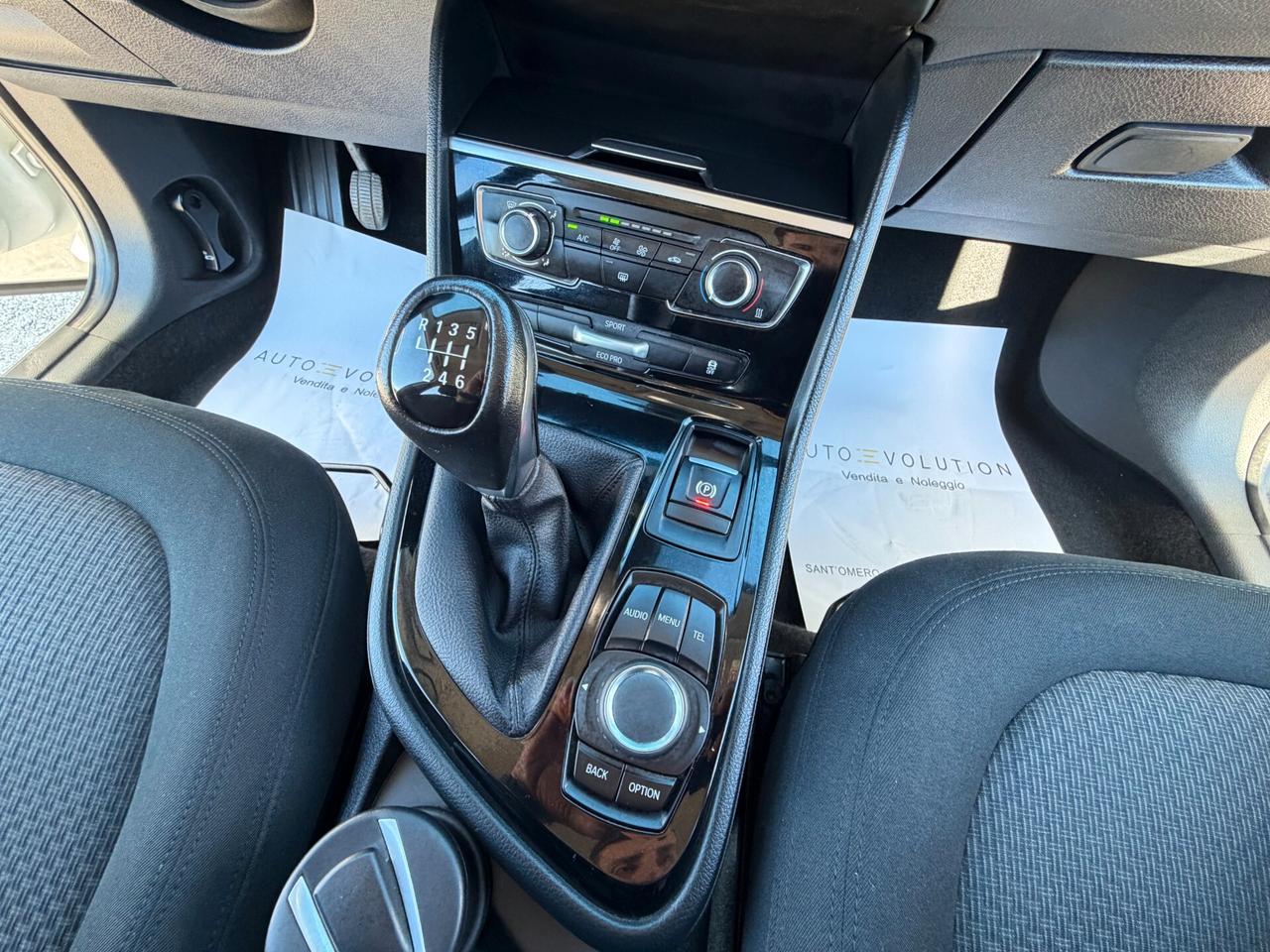 Bmw 218i Tourer 135 cv 14.565 km unico proprietario