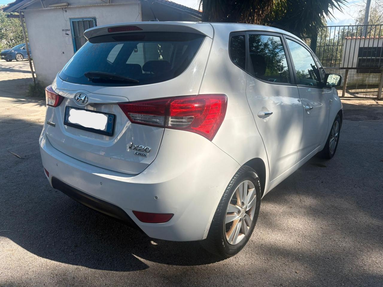 HYUNDAI IX20 1.4 CRDI Comfort - 2012