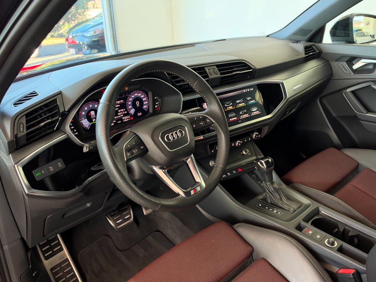 Audi Q3 40 2.0 tfsi S line edition quattro SLINE