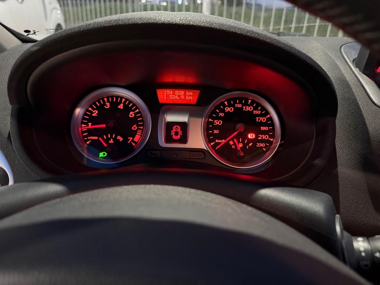 Renault Clio 1.2 16V TCE 105CV SporTour Live!