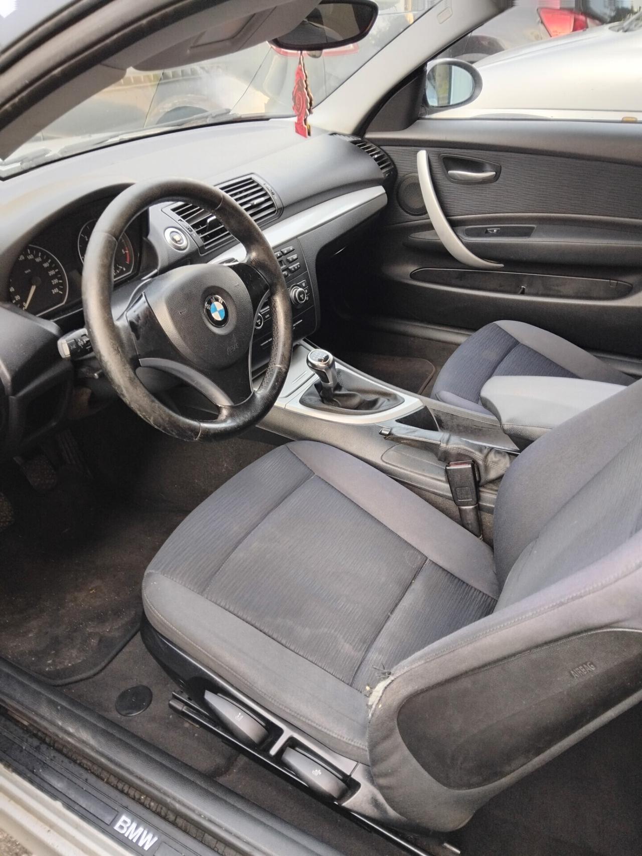 Bmw 118 118d cat 5 porte futura