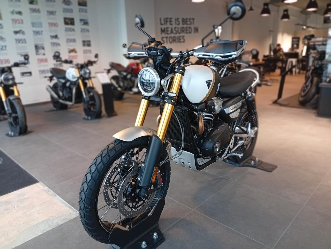 Triumph Scrambler 1200 XE