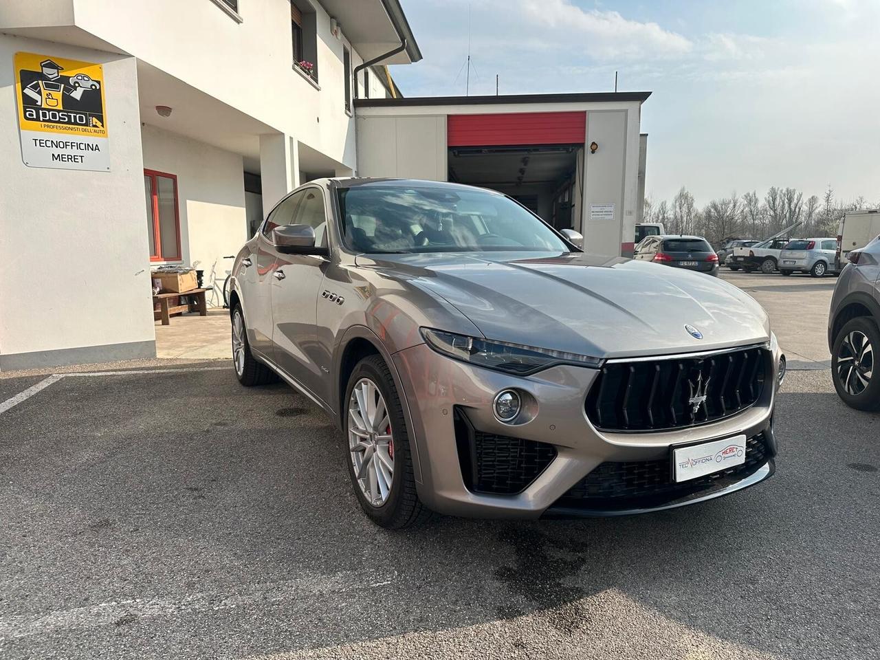 Maserati Levante V6 Diesel 275 CV AWD Gransport