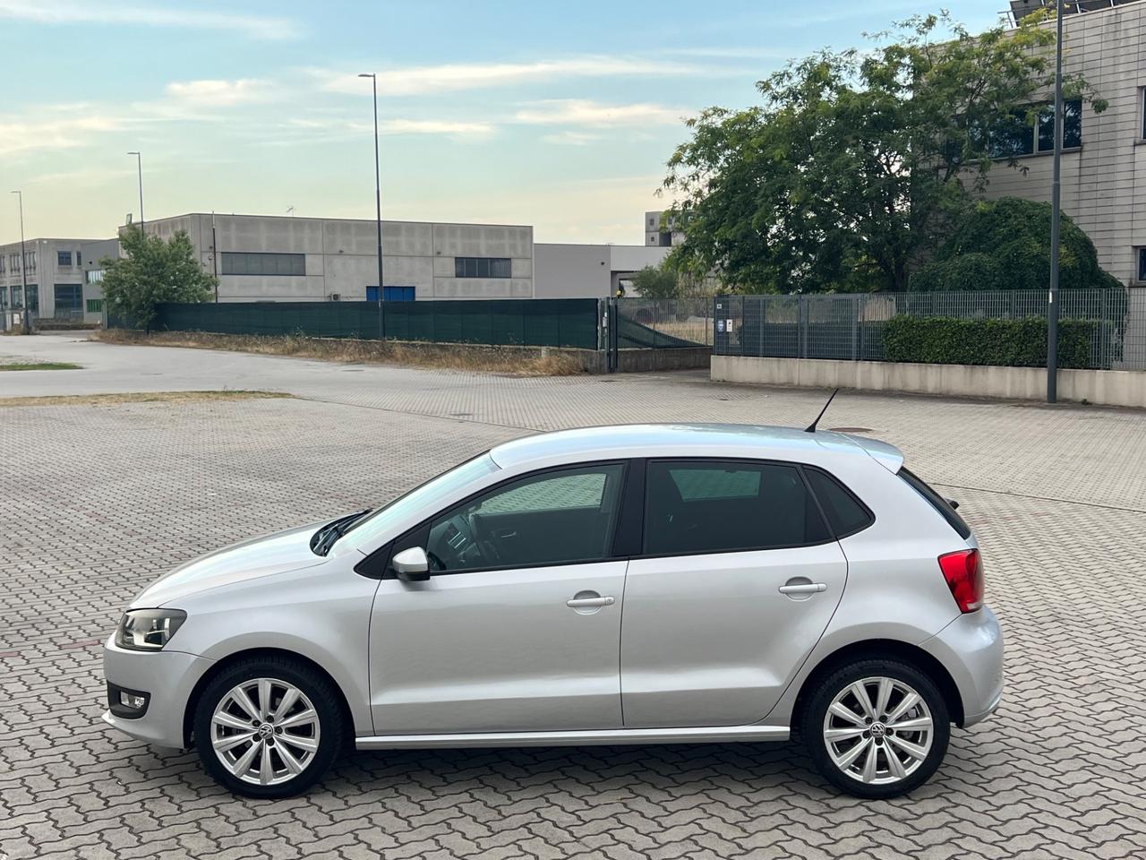 Volkswagen Polo 1.6 TDI 90CV DPF DSG 5 porte Highline