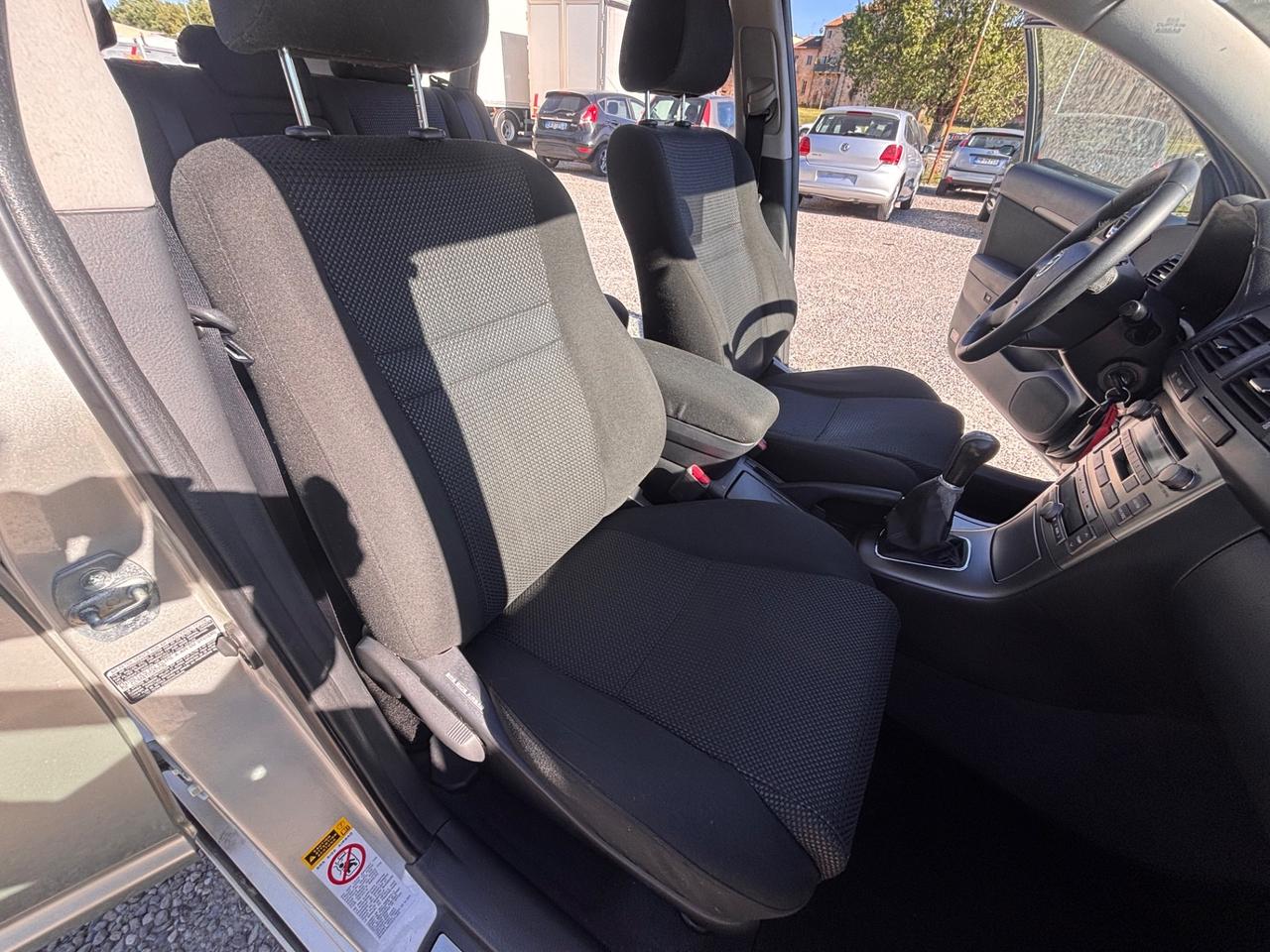 Toyota Avensis 2.0 D-4D 16V Station Wagon